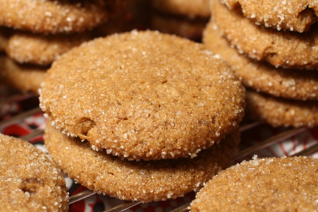 Galletitas de jengibre y canela / Ginger snap cookies