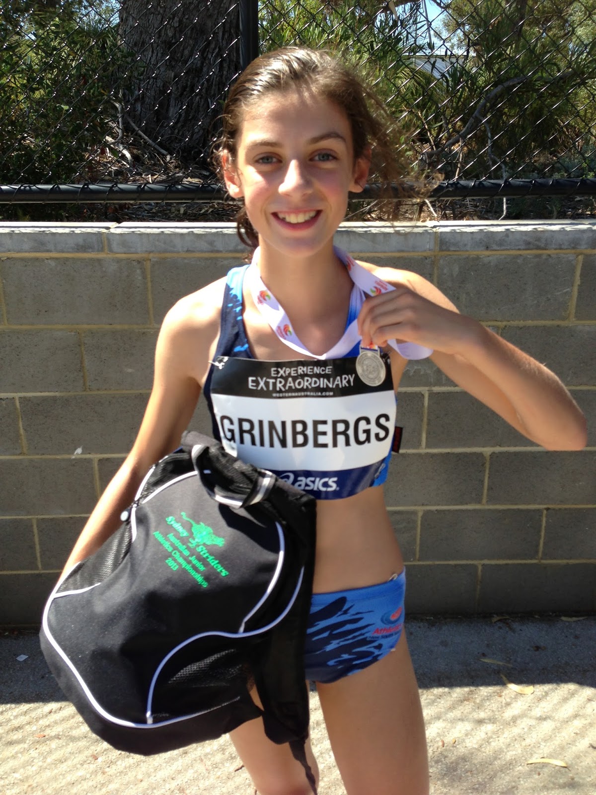 Sydney Striders Juniors Our 13 juniors at the Australian Athletics Championships 2013