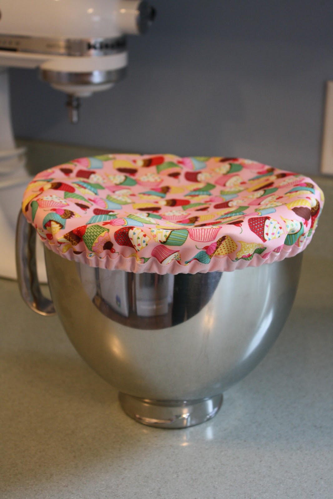 Recipes from Michelle's Kitchen: DIY Mixing Bowl Covers