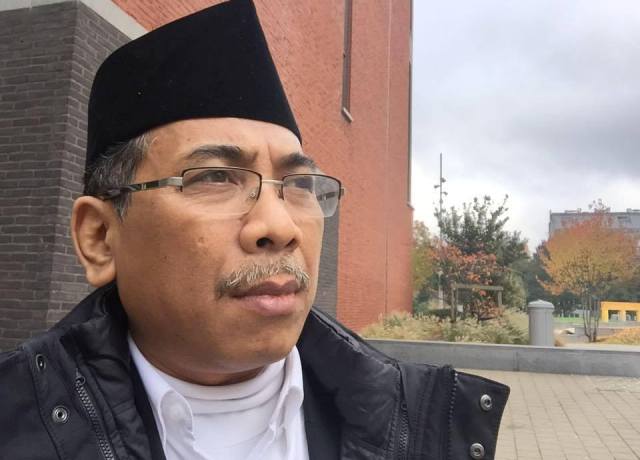 KH Yahya Cholil Staquf: Korban Kejiwaan Perang Dunia Maya Tak Terhitung KH Yahya Cholil Staquf: Korban Kejiwaan Perang Dunia Maya Tak Terhitung