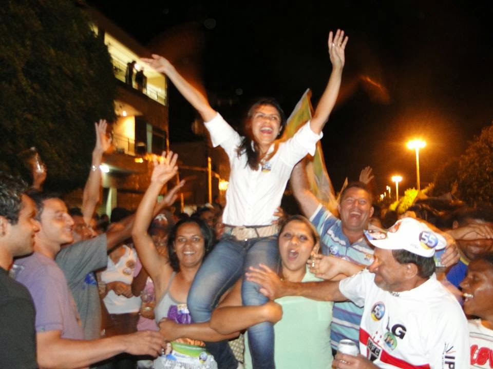 http://4.bp.blogspot.com/-5SnX36DcGEc/UwTFVobwrrI/AAAAAAAALi4/0Wqbq-Iv1Wg/s1600/1926773_623449547709327_541510831_n.jpg