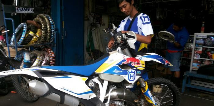 Info Daftar Alamat Dan Nomor Telepon Bengkel Motor Di Makassar Info Daftar Alamat Dan Nomor Telepon Bengkel Motor Di Makassar