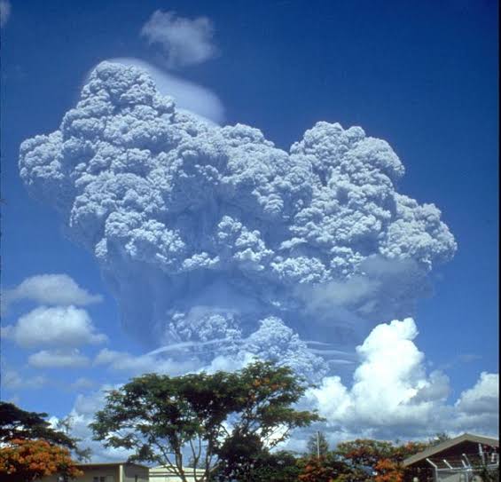 ¿ volcán de Laacher See, se prepara para un inminente erupción? ¿ volcán de Laacher See, se prepara para un inminente erupción?