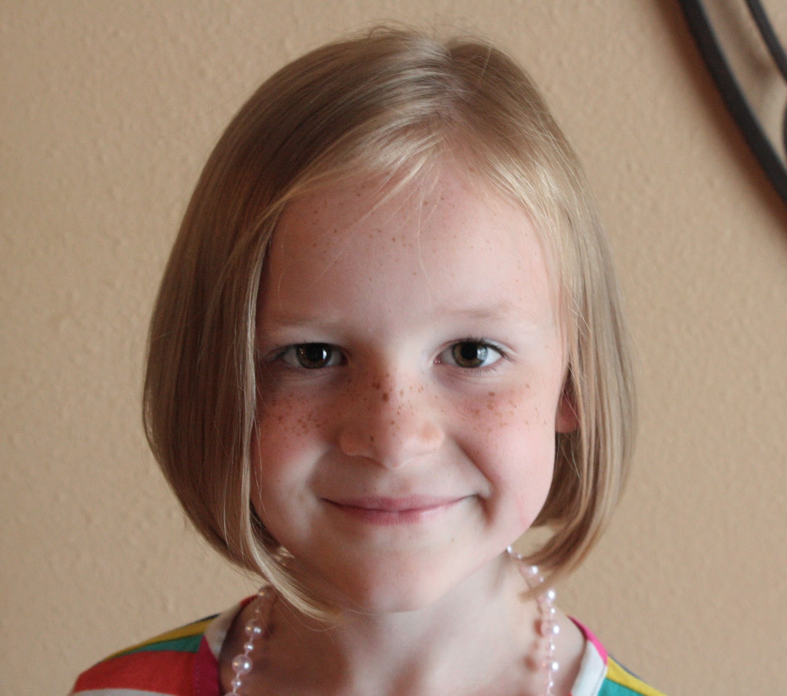 The Fleming Family Emma's back to school hair cut!