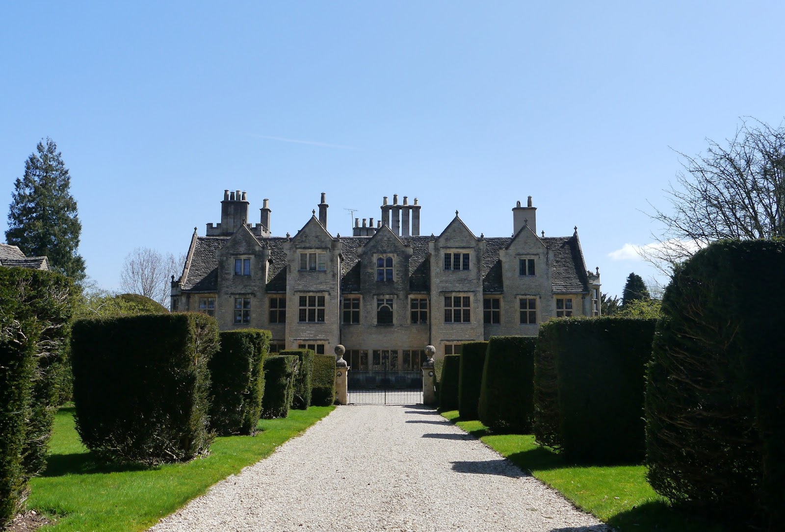 Walk the Landscape News The Manor, ShiptonunderWychwood