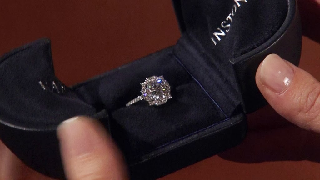Mili Angeles Harry Winston engagement rings of Gossip Girl.