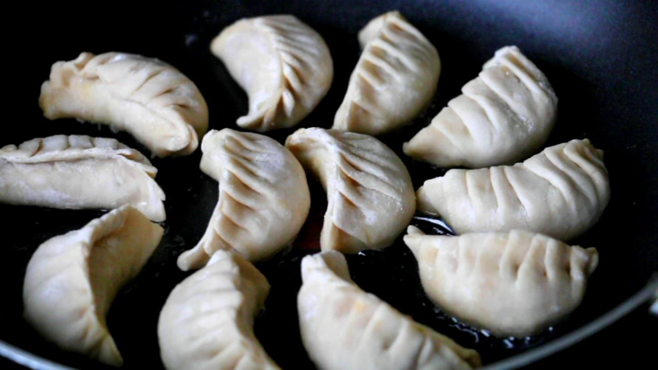 Josephine's Recipes How To Make Chinese Dumplings Potsticker