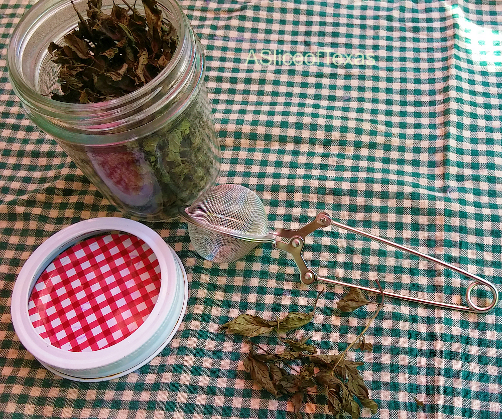 A Slice of Texas blog HOMEMADE HERBAL TEA Dehydrate Your Own Herbs