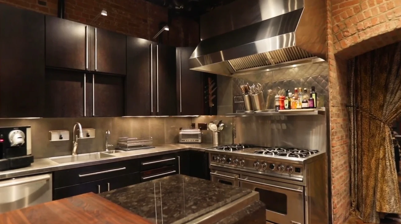 Interior Design Tour vs. Amazing Jersey City Home Loft Redone to the Highest Quality