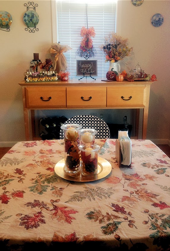Home on Walnut Street: Buffet Table Decor Idea - Fall Decor