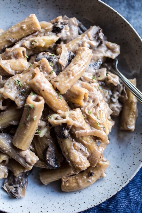 one-pot creamy french onion pasta bake - FOOD DAILY