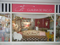 Claudia DE FALCO