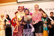 ANUGERAH BEST TOP MAKE UP ARTIST dari Avon Malaysia