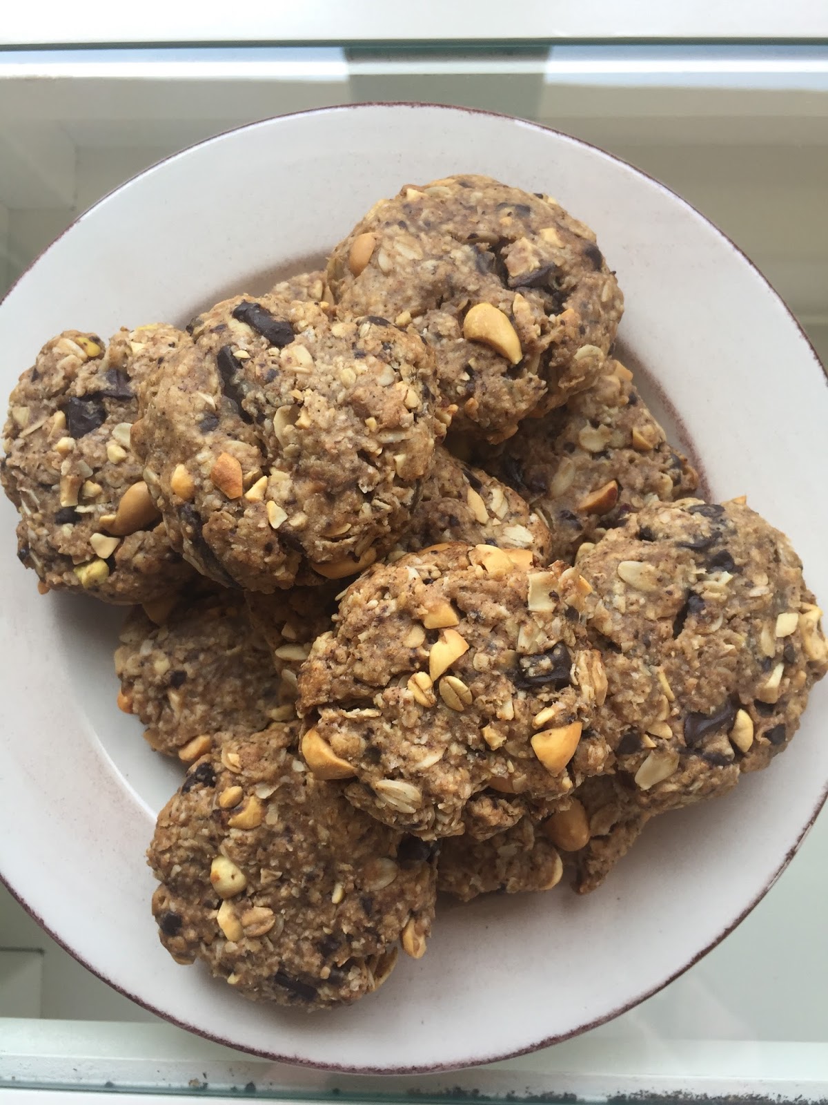 Bige�nin Mutlu Mutfağı Vegan Yulaflı Kurabiye