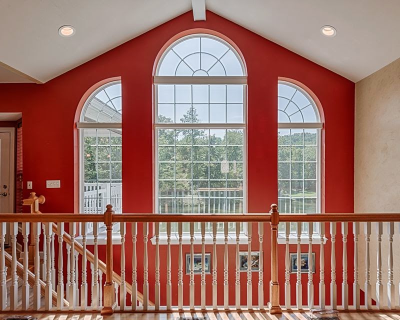 Special Atrium Ranch Lake Views Fenton