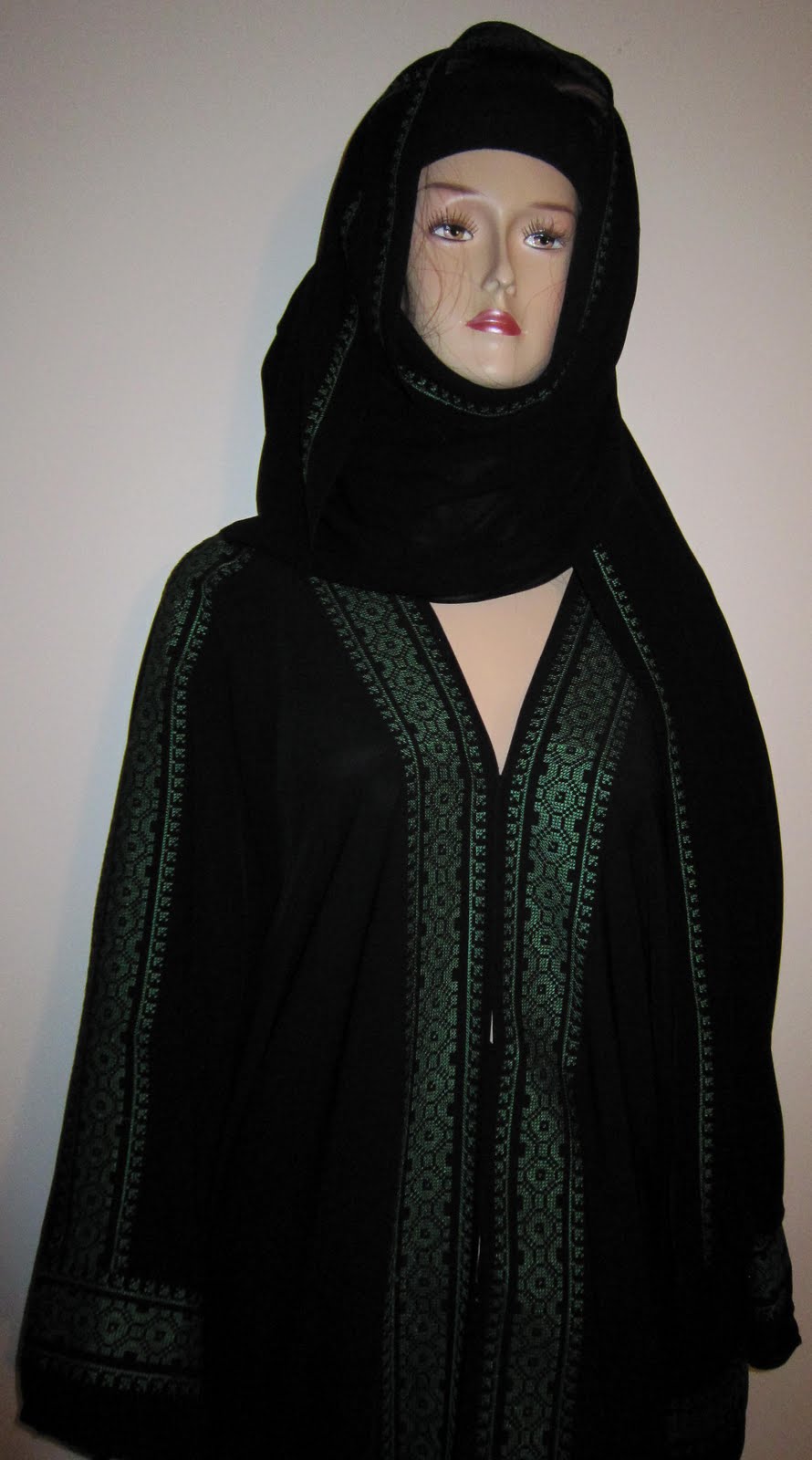 jan abaya green street