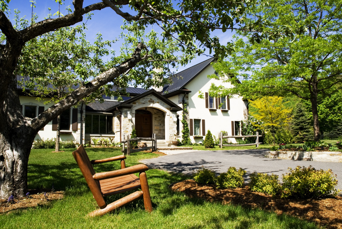 SMR Culture Plus Beautiful Spa Mont StHilaire