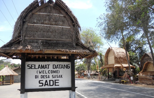 Pantai Kuta Lombok Tengah