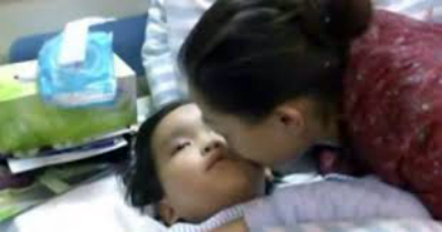 HEART-BREAKING: 7-Year Old Boy Sacrificed Life To Donate Kidney To His Dying Mother! HEART-BREAKING: 7-Year Old Boy Sacrificed Life To Donate Kidney To His Dying Mother!
