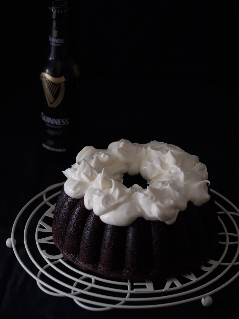 bundt-cake-de-Guinness-y-chocolate