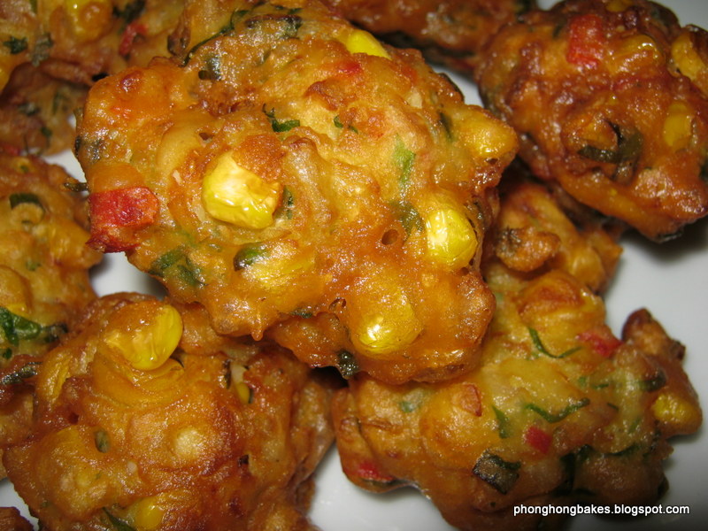 Phong Hong Bakes and Cooks! Corn and Vegetable Fritters