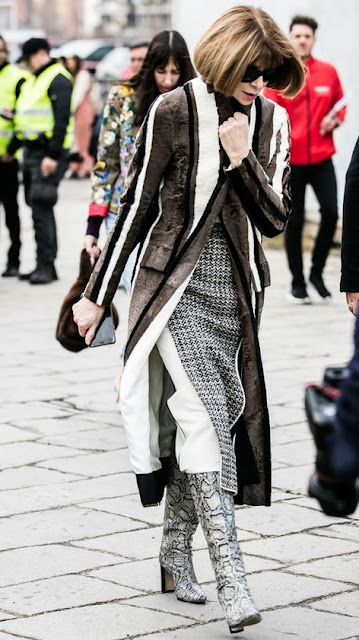 Looks de street style durante as fashion week semanas da moda em Paris, Nova Iorque, Milão Looks de street style durante as fashion week semanas da moda em Paris, Nova Iorque, Milão