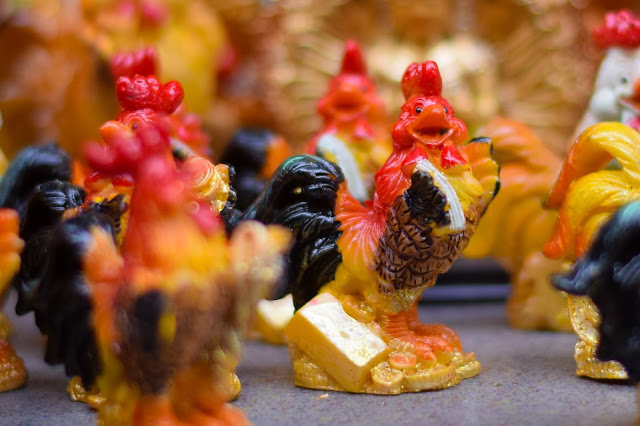 Rooster figurines Rooster figurines