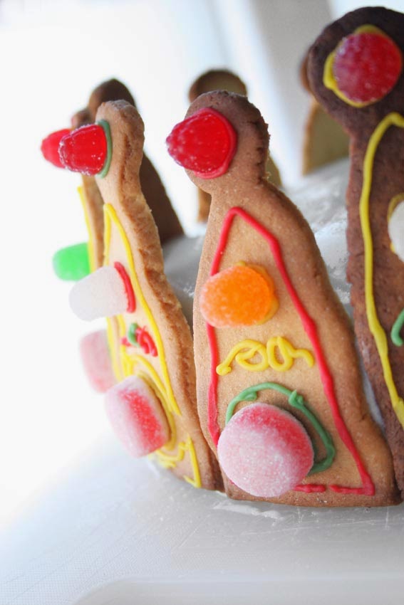 Tarta corona de princesa con galletas3