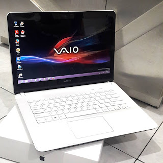 Laptop Sony Vaio SVF14212SGW Core i3 Second