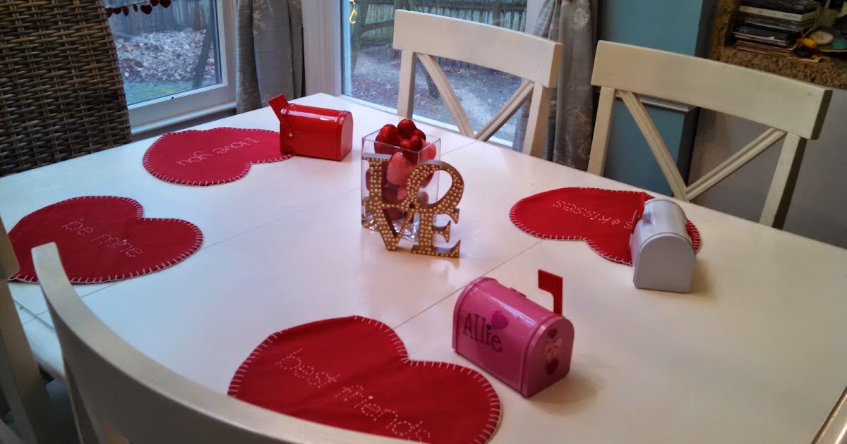 Adventures With Toddlers and Preschoolers: Valentine's Day Crafts For