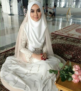 Baju Pengantin Sederhana Muslimah Tapi Modern