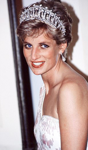 Royal Family Around the World: The Late Princess Diana draped herself ...