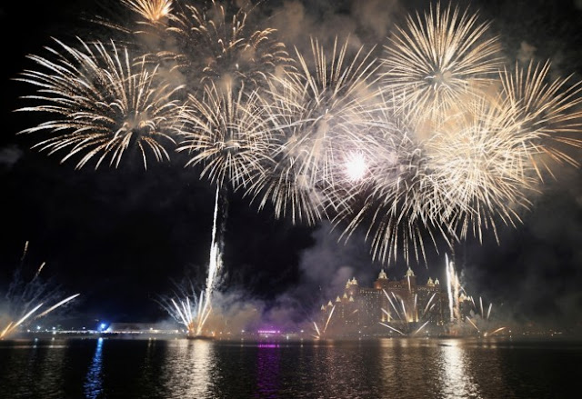 dubai-new-years-eve-fireworks-2018