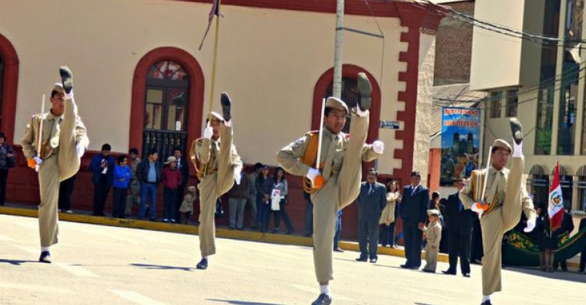 DRE Puno suspende desfile escolar de Fiestas Patrias por huelga del SUTEP DRE Puno suspende desfile escolar de Fiestas Patrias por huelga del SUTEP