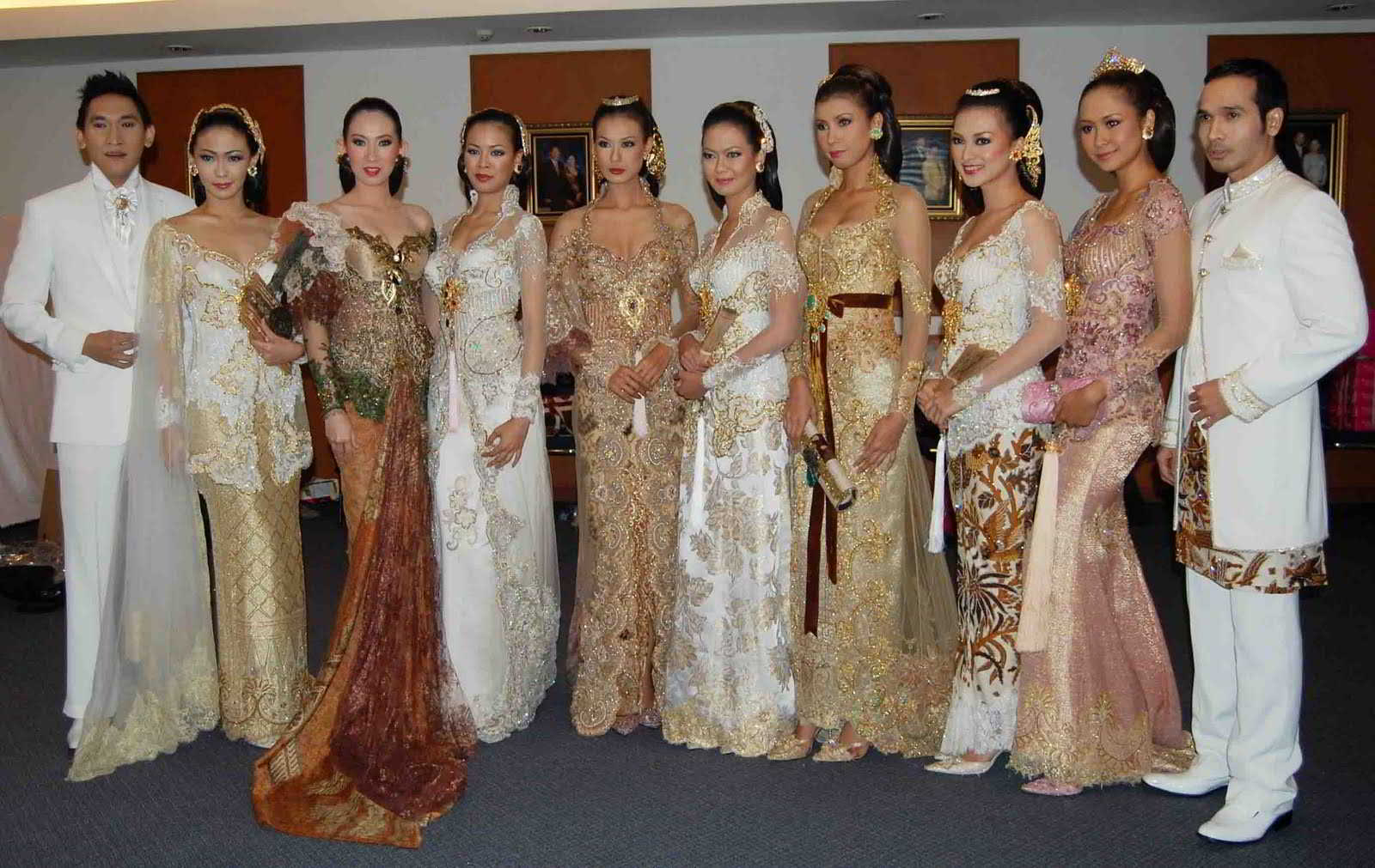 kebaya pernikahan 