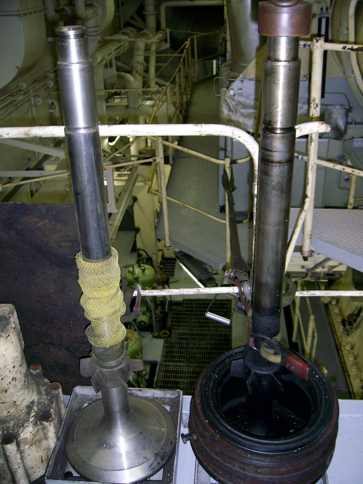 EXHAUST VALVE DEFECTS