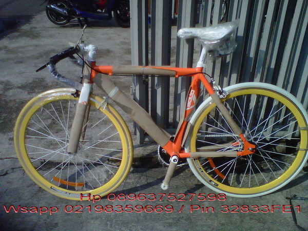 Harga Sepeda FIXIE UNITED SOLOIST 77 ORIGINAL Terbaru 2017