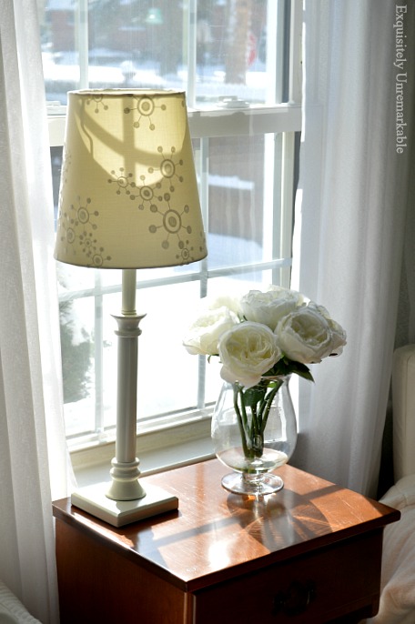 Bedroom Side Table Lamp Accessory Ideas