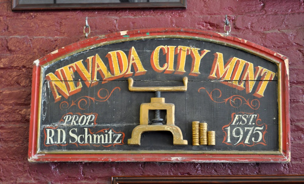 Expresh Letters Blog: Nevada City California, Signage