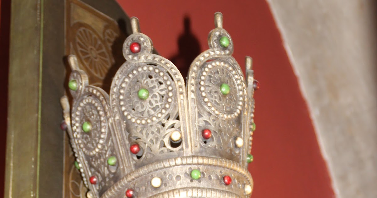 Conèixer Catalunya LA SANTA MAJESTAT DE