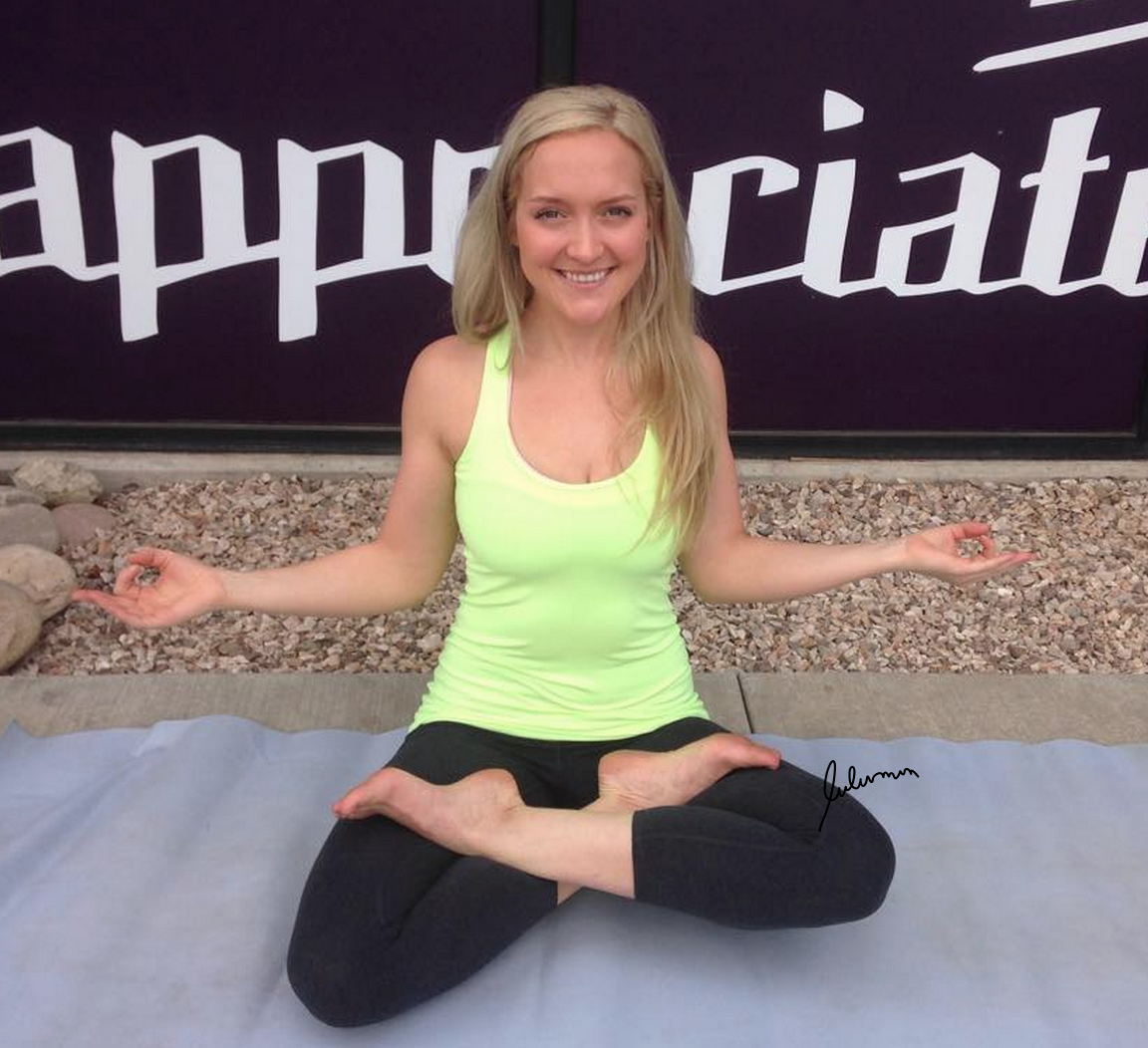 http://www.anrdoezrs.net/links/7680158/type/dlg/http://shop.lululemon.com/products/clothes-accessories/tanks-no-support/Cool-Racerback-30193?cc=0002&sli=1
