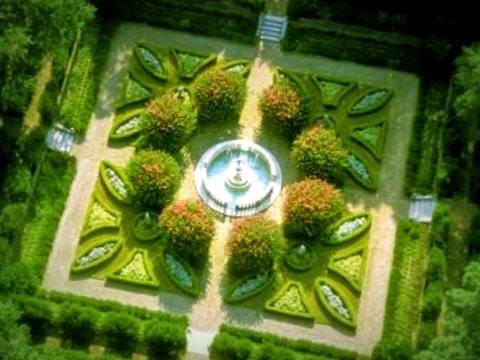 Italian Renaissance Garden picture