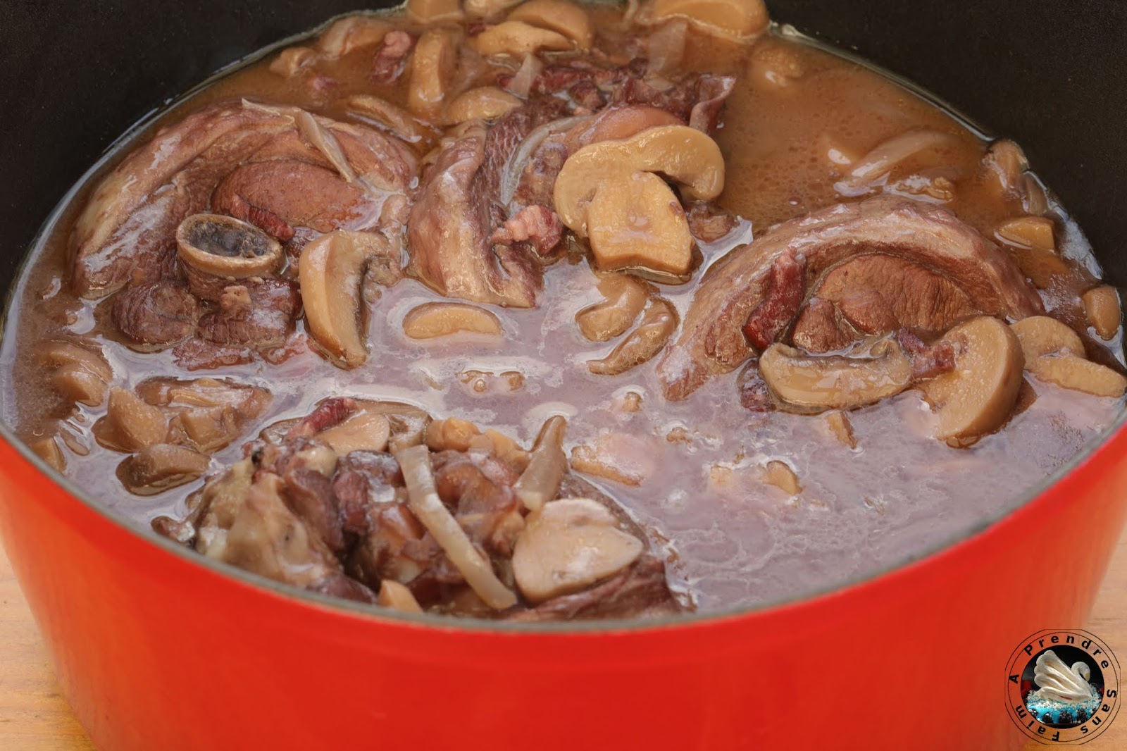 Sauté De Dinde à La Crème Thermomix Cocotte de sauté de dinde aux champignons à la bourguignonne | A Prendre  Sans Faim