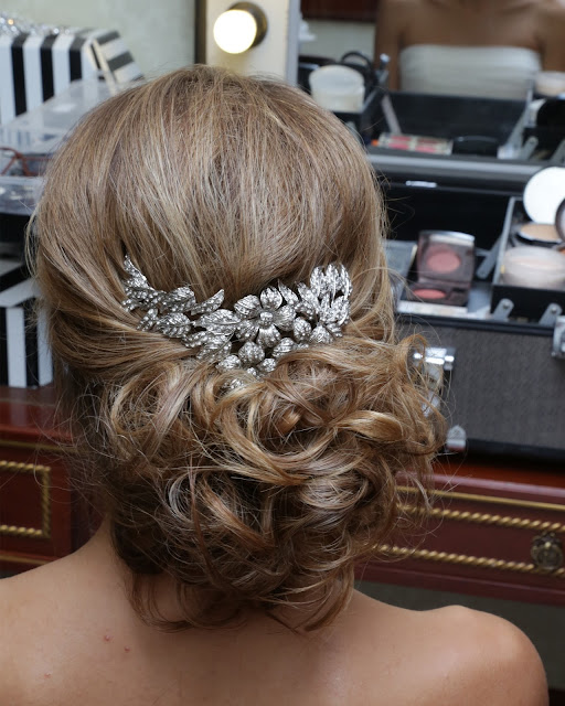 Recogidos de Novias por estilistas de La Caja de Maquillaje Recogidos de Novias