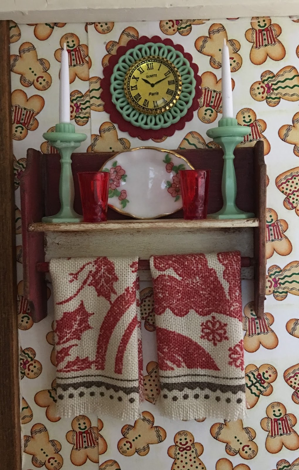 My Miniature Madness: Sweet Christmas Cottage - The Kitchen
