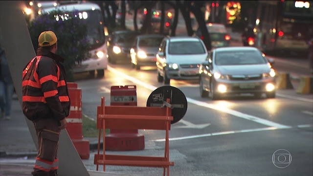 veta projeto que autorizava uso de armas de fogo por agentes de trânsito