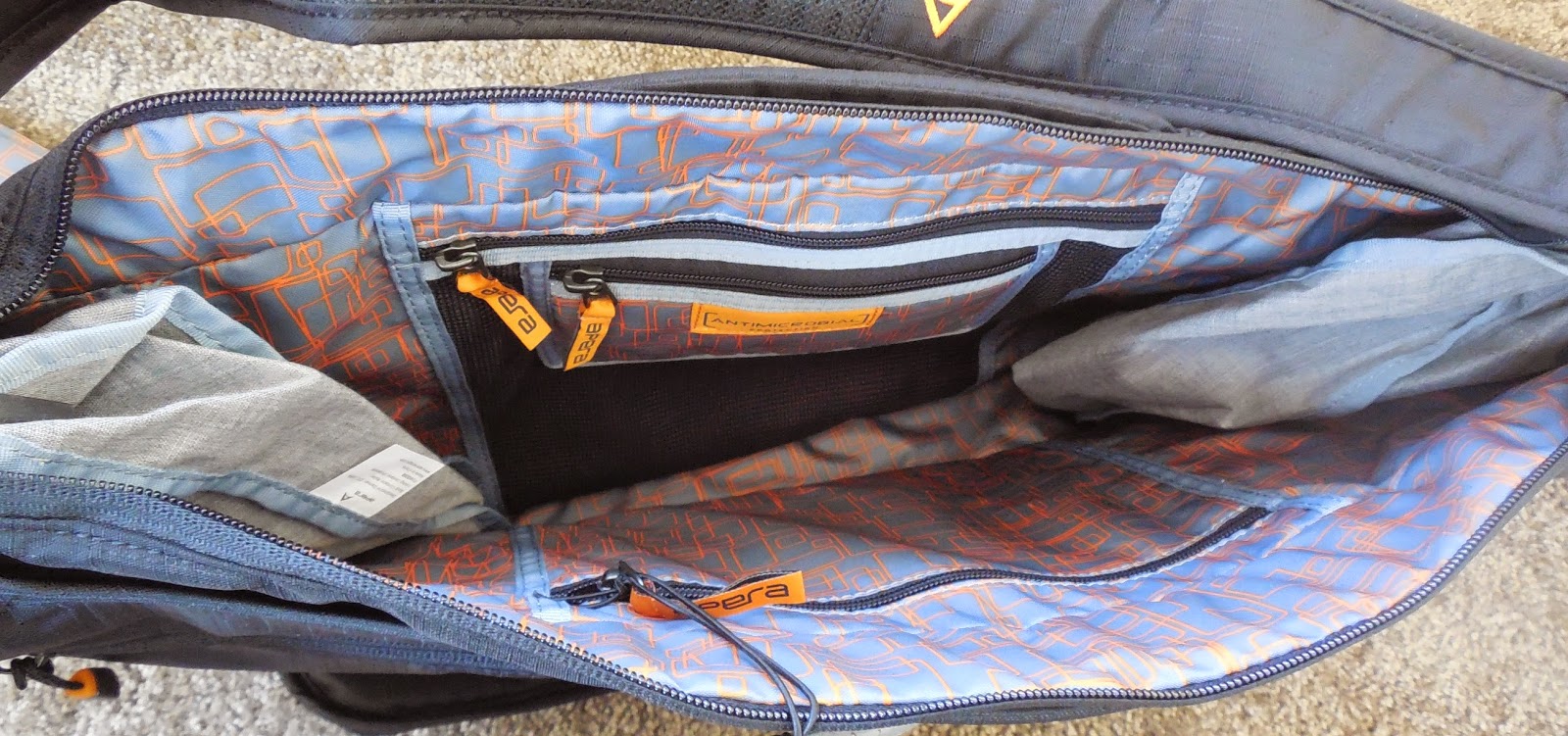 Apera Bag Review and Giveaway | The Nutritionist Reviews
