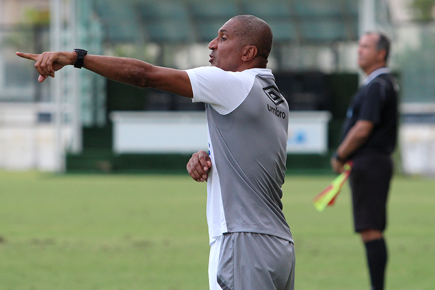 Cristóvão Borges reencontrará o Corinthians após a passagem frustrante de 2016 (foto: Thiago Moreira/Vasco) Cristóvão Borges reencontrará o Corinthians após a passagem frustrante de 2016 (foto: Thiago Moreira/Vasco)