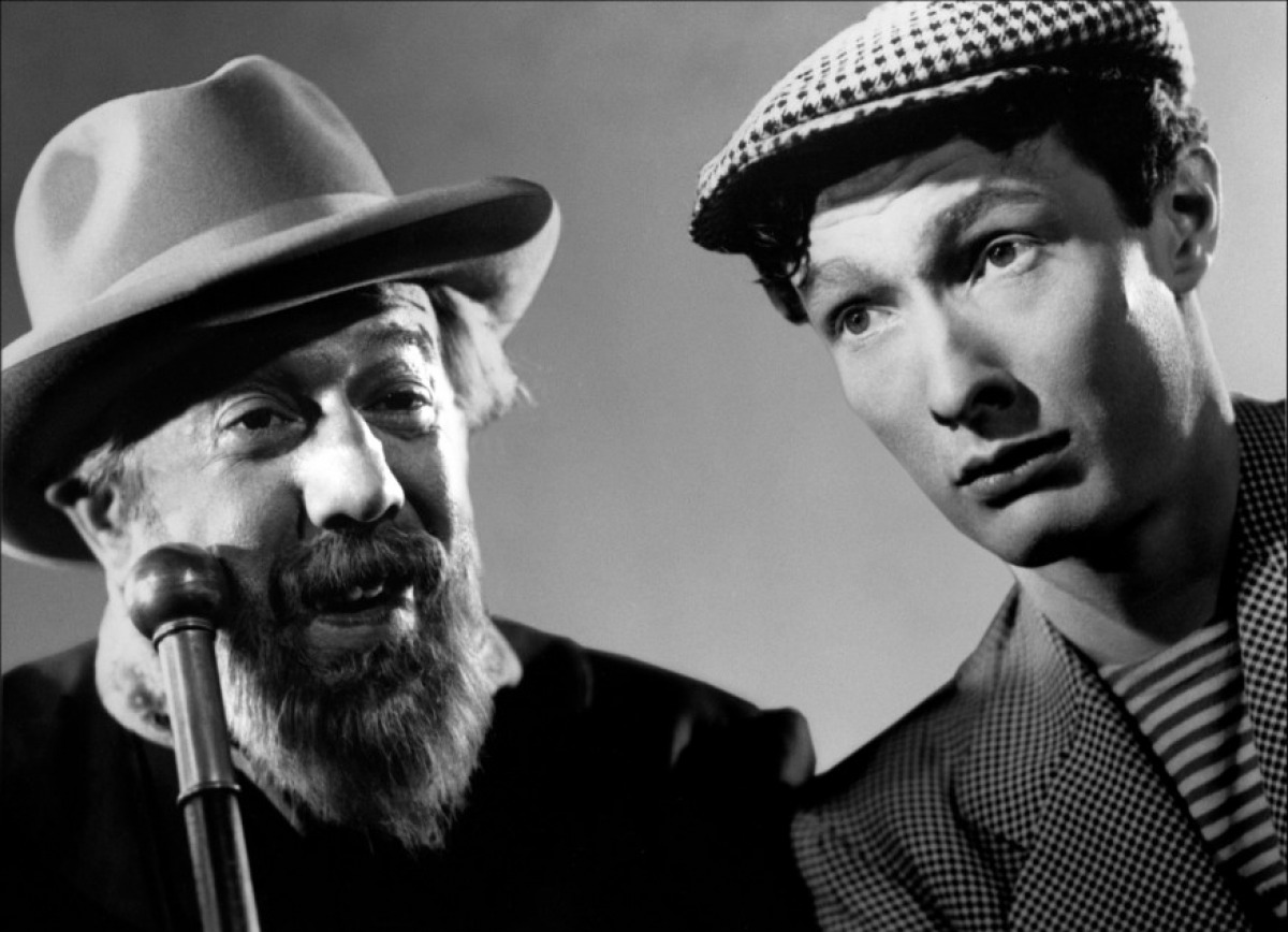 театральные постановки 20 века. театр абсурда 20 века. веселая маска.