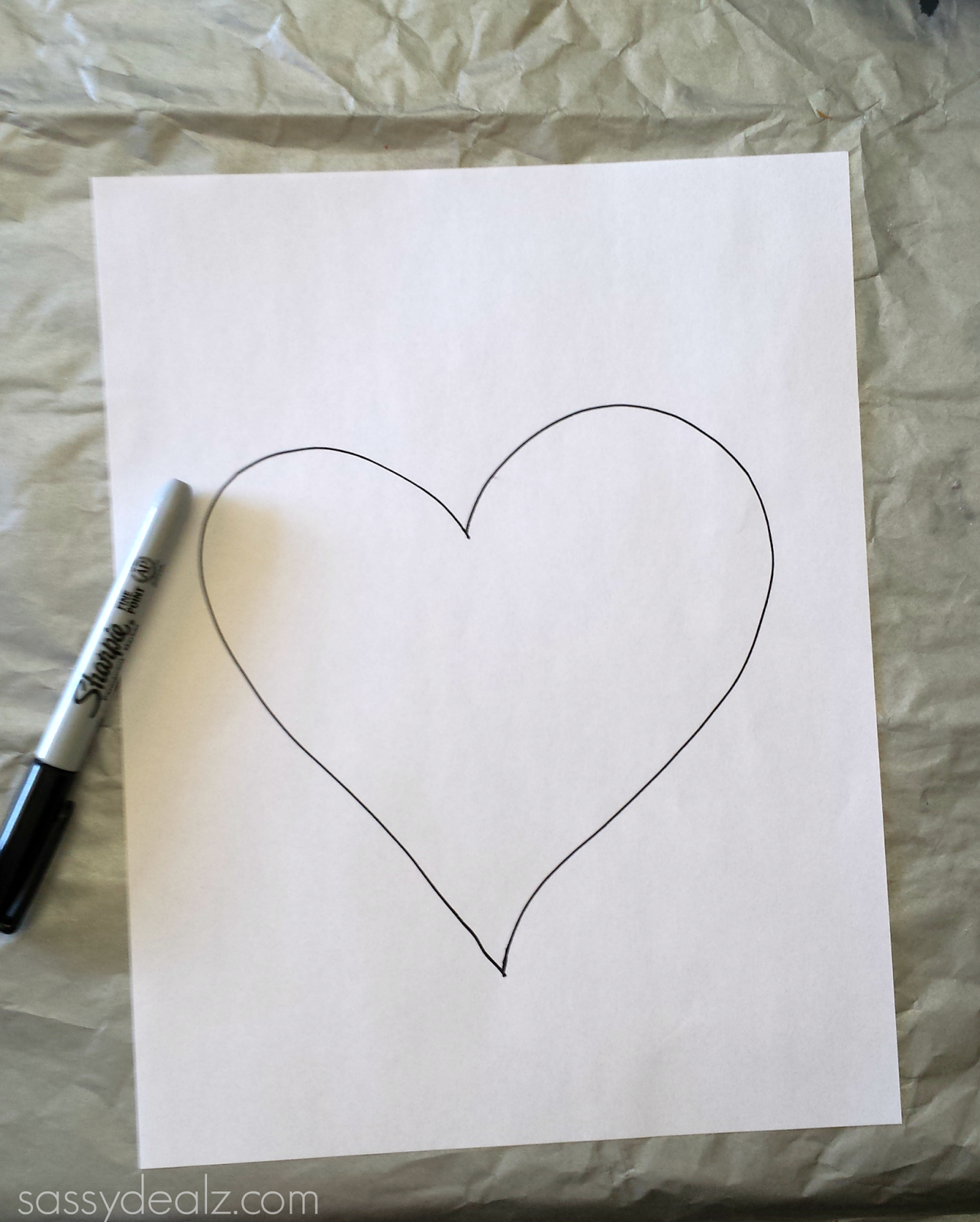i-love-you-to-pieces-heart-craft-for-kids-valentine-card-idea